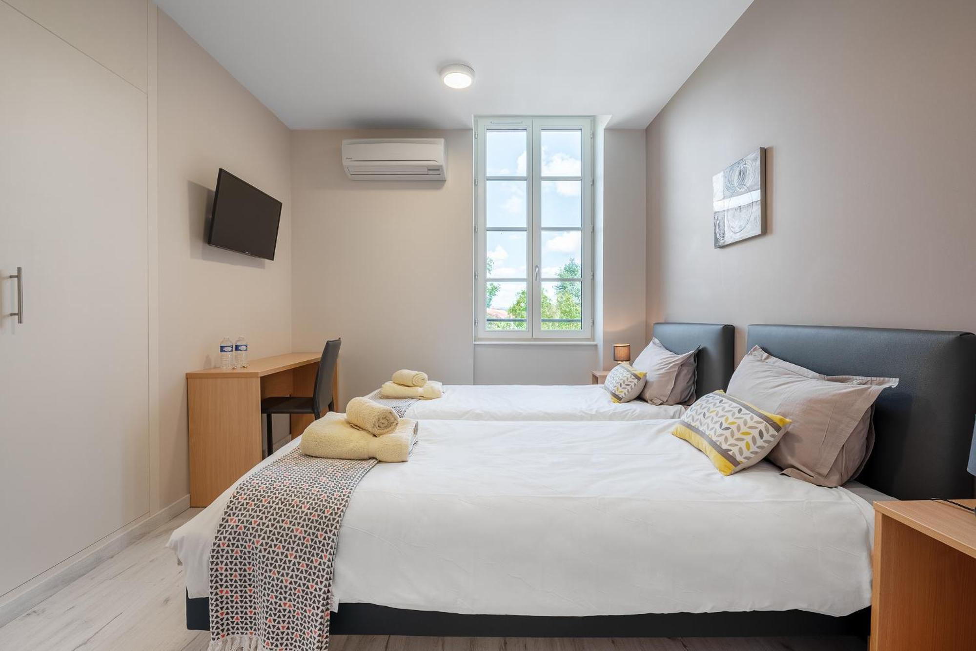-Maison Calmels-Pmr-7 Chambres Et 7 Sdb - Proche Albi Carmaux Exterior photo
